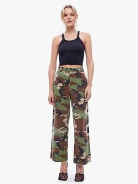 SPRWMN Camo Print Cargo Straight Leg Cotton Cropped Pants
